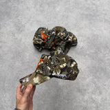 CAMO SCRIPT HAT